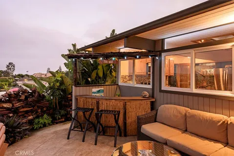 $1,199,000 | 266 Del Gado Road, San Clemente, CA 92672