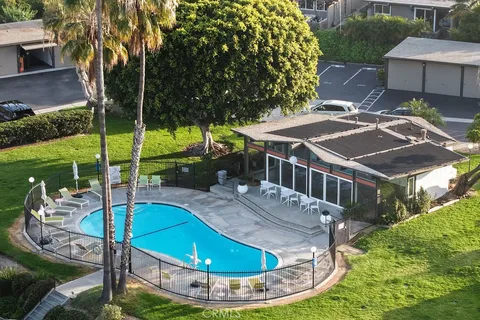 $1,199,000 | 266 Del Gado Road, San Clemente, CA 92672