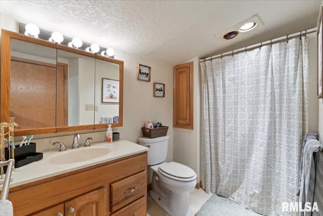 $214,900 | 5460 Moline Road, Erie, IL 61250