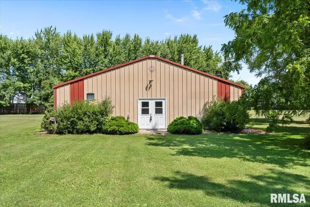 $214,900 | 5460 Moline Road, Erie, IL 61250