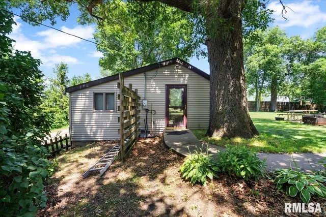 $214,900 | 5460 Moline Road, Erie, IL 61250