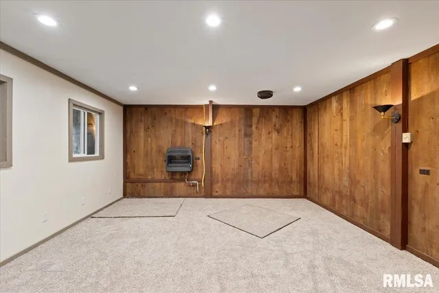 $214,900 | 5460 Moline Road, Erie, IL 61250