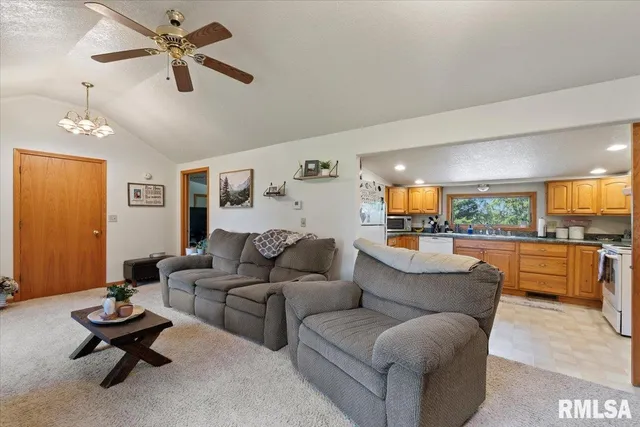 $214,900 | 5460 Moline Road, Erie, IL 61250