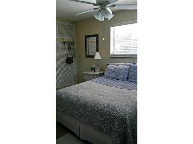905 Northwest Terrace Road Stuart, FL 34994 - Photo 15 of 20 Gallery Image 15