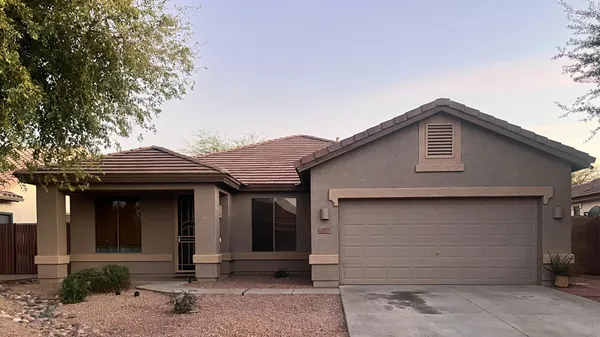 $2,550 | 3107 East Kingbird Place, Chandler, AZ 85286