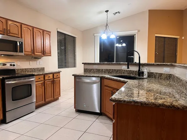 $2,450 | 3107 East Kingbird Place, Chandler, AZ 85286