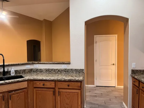 $2,550 | 3107 East Kingbird Place, Chandler, AZ 85286