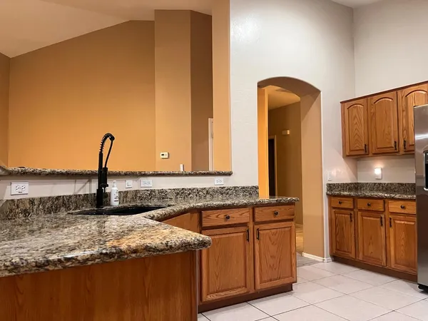 $2,450 | 3107 East Kingbird Place, Chandler, AZ 85286