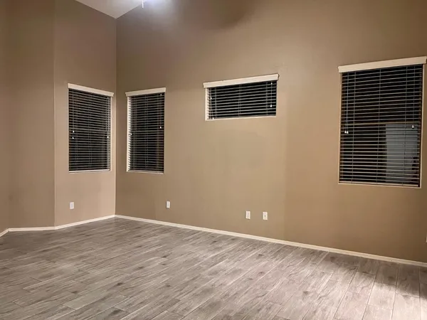 $2,550 | 3107 East Kingbird Place, Chandler, AZ 85286