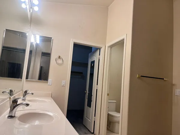 $2,550 | 3107 East Kingbird Place, Chandler, AZ 85286