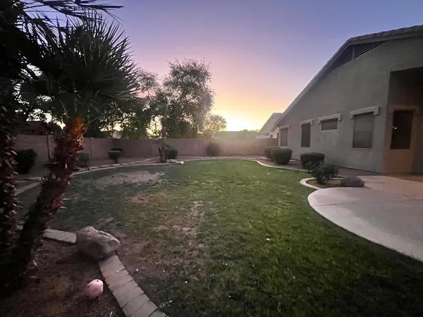 $2,550 | 3107 East Kingbird Place, Chandler, AZ 85286