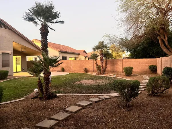 $2,550 | 3107 East Kingbird Place, Chandler, AZ 85286