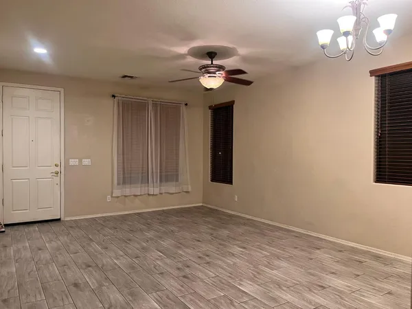$2,450 | 3107 East Kingbird Place, Chandler, AZ 85286