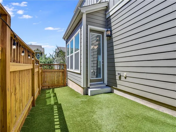 $4,100 | 2704 Zach Scott Street, Austin, TX 78723