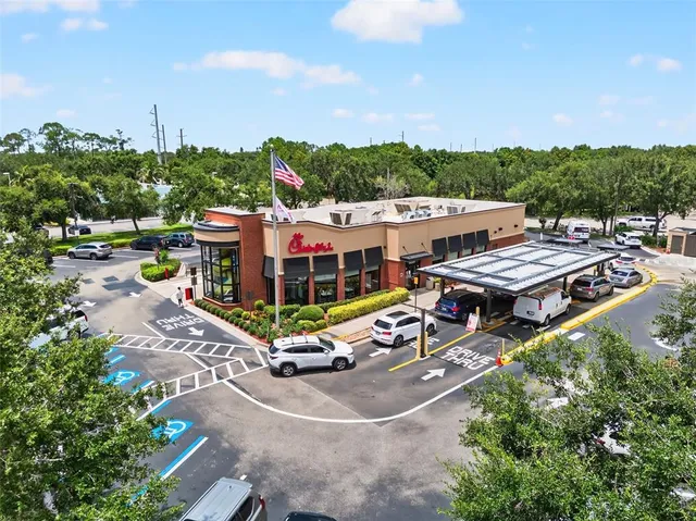 $395,000 | 5103 73rd Street East, Bradenton, FL 34203