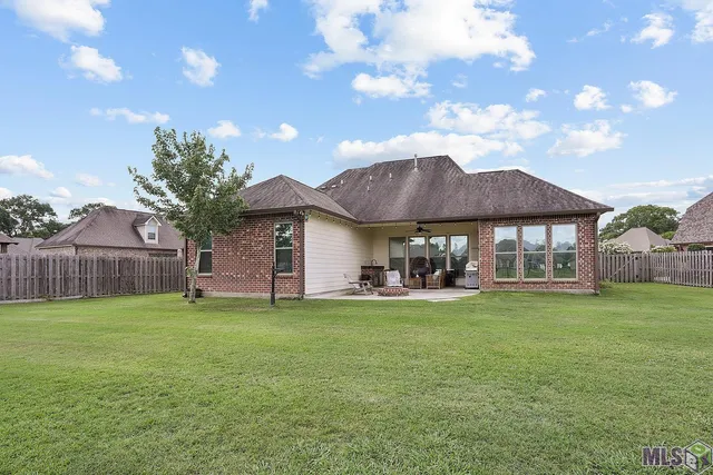 $375,000 | 15956 Redstone Court, Pride, LA 70770