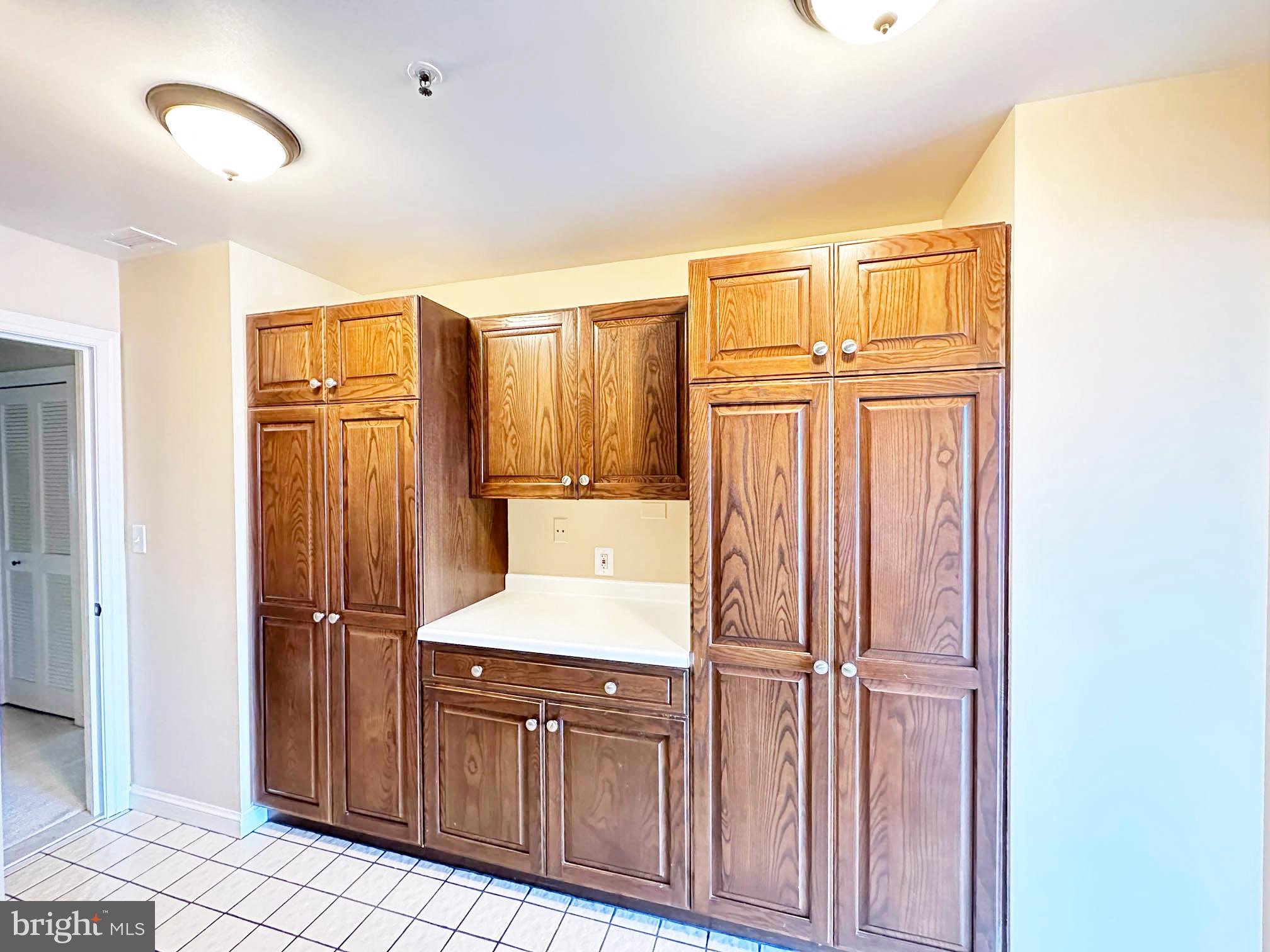 10 East Lee Street, Unit 1208 Baltimore, MD 21202 - Photo 17 of 21