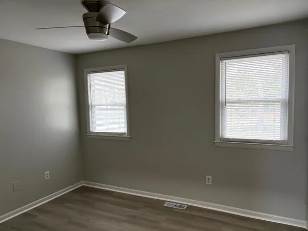 $1,950 | 13 South Anderson Avenue, Unit B, Charleston, SC 29412