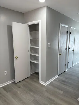 $1,950 | 13 South Anderson Avenue, Unit B, Charleston, SC 29412