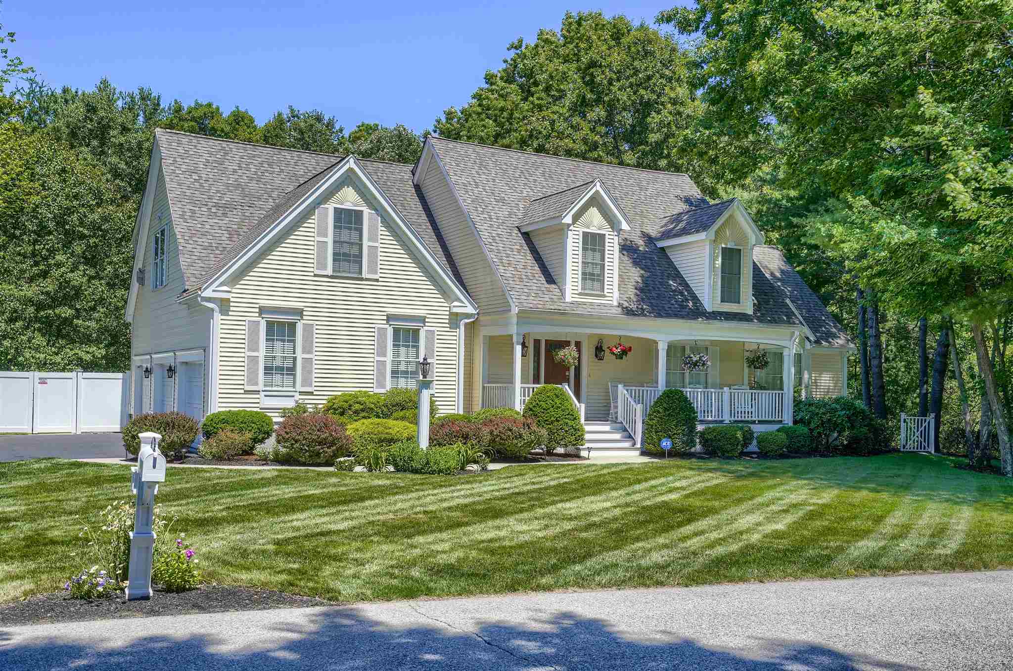 11 Remington Road Salem, NH 03079 - Photo 1 of 34