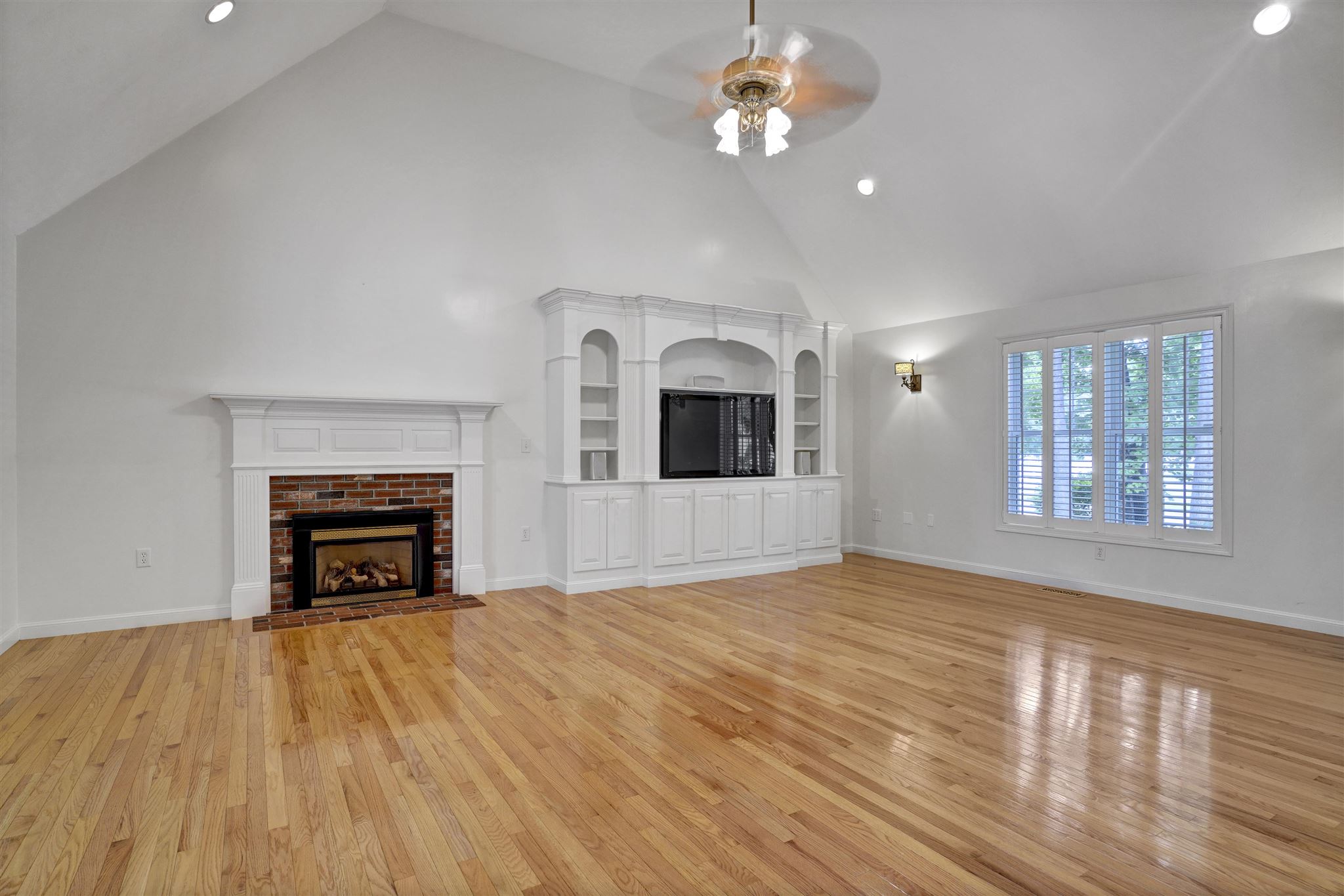 11 Remington Road Salem, NH 03079 - Photo 11 of 34