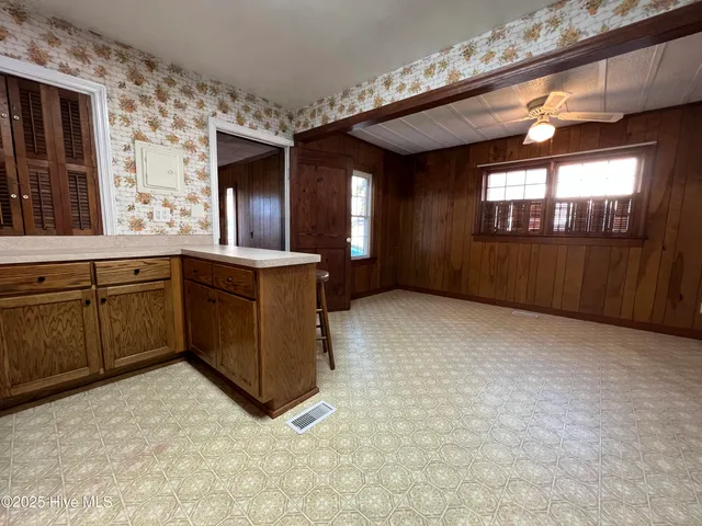 $289,000 | 204 Woodland Circle, Hertford, NC 27944