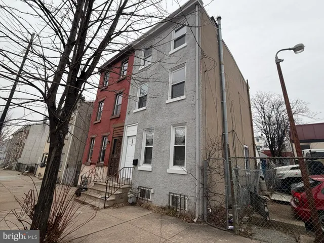 $3,036 | 363 East Airy Street, Norristown, PA 19401