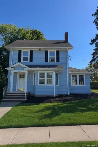 $674,999 | 680 Prospect Street, Baldwin, NY 11510
