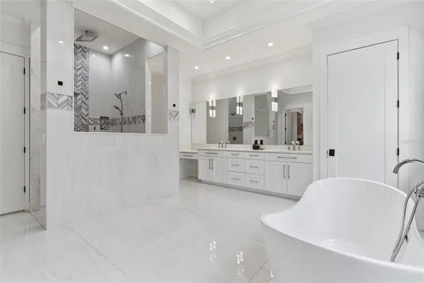 $1,999,999 | 8241 Cass Road, Zephyrhills, FL 33540