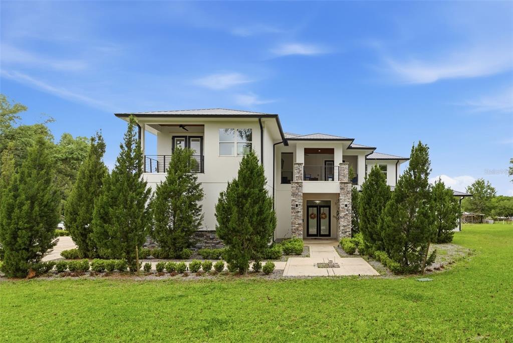 8241 Cass Road Zephyrhills, FL 33540 - Photo 8 of 97