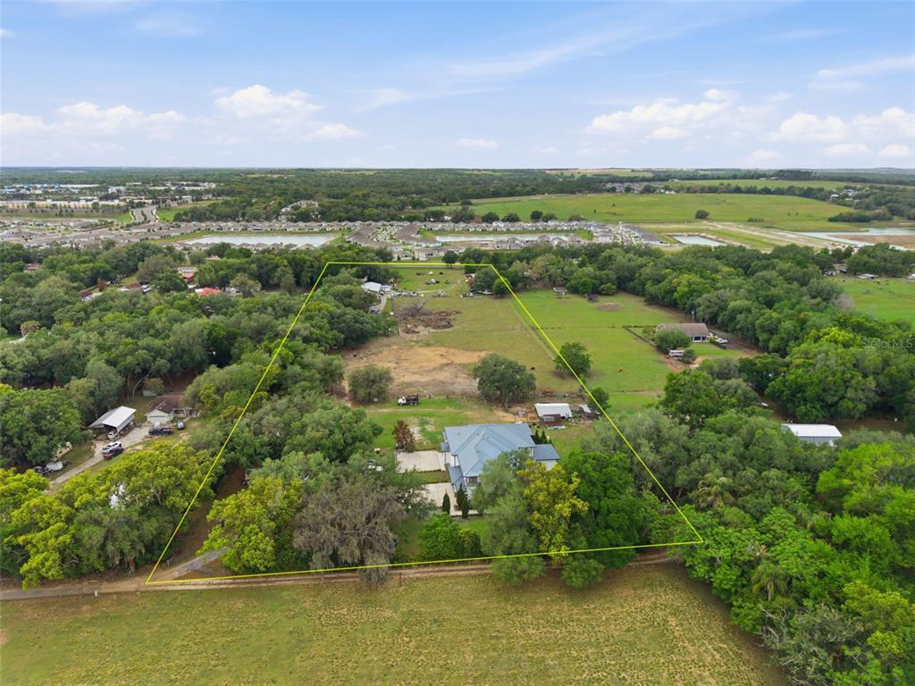 8241 Cass Road Zephyrhills, FL 33540 - Photo 92 of 97
