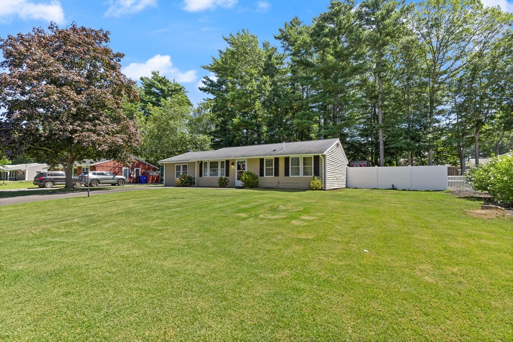 100 Francine Road Raynham, MA 02767 - Photo 4 of 19 Gallery Image 4
