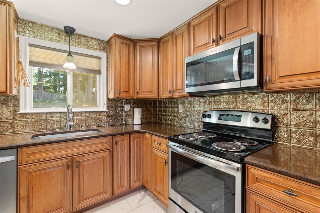 100 Francine Road Raynham, MA 02767 - Photo 9 of 19 Gallery Image 9