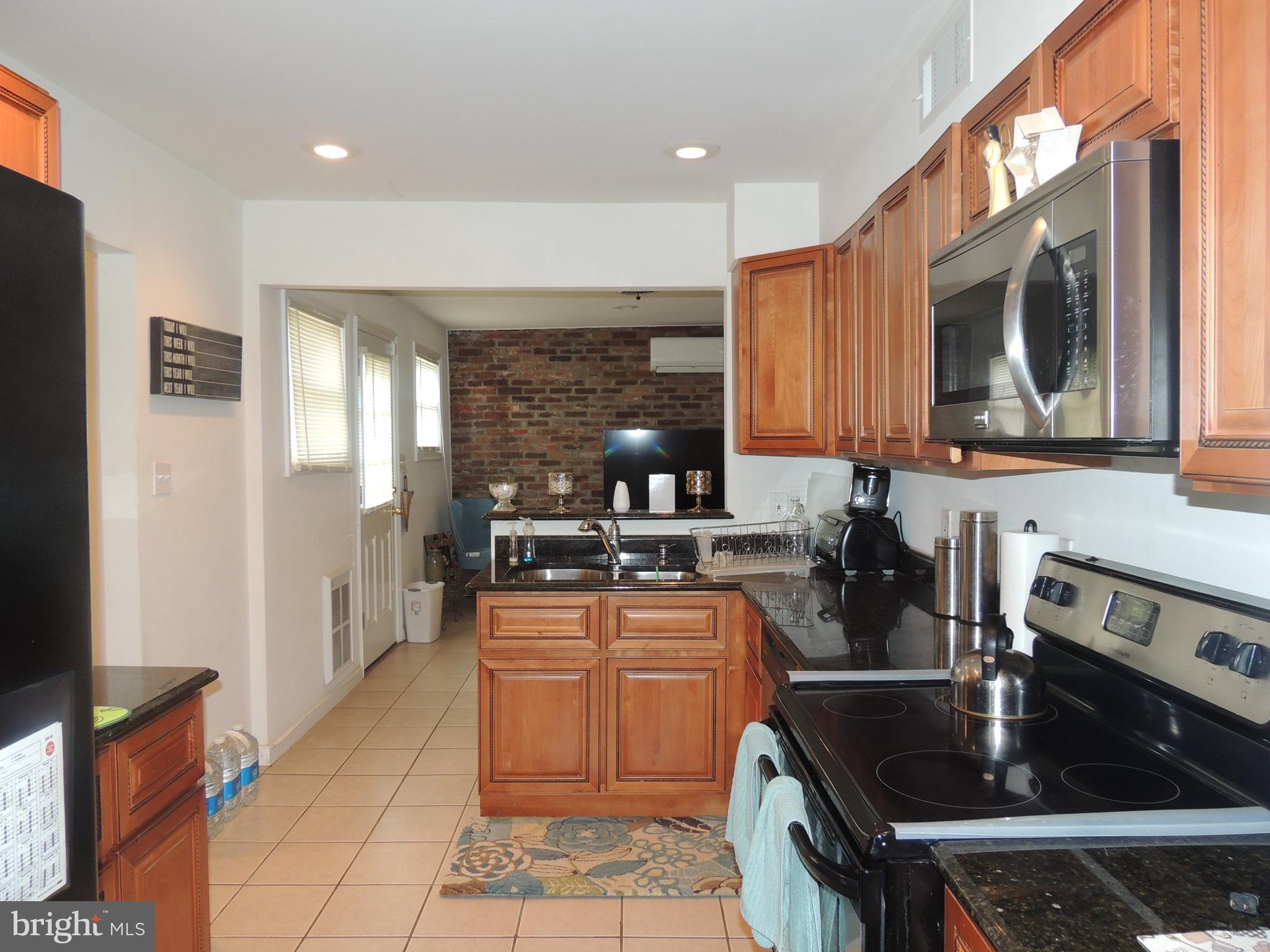 3504 Wild Cherry Road Baltimore, MD 21244 - Photo 11 of 26 Kitchen