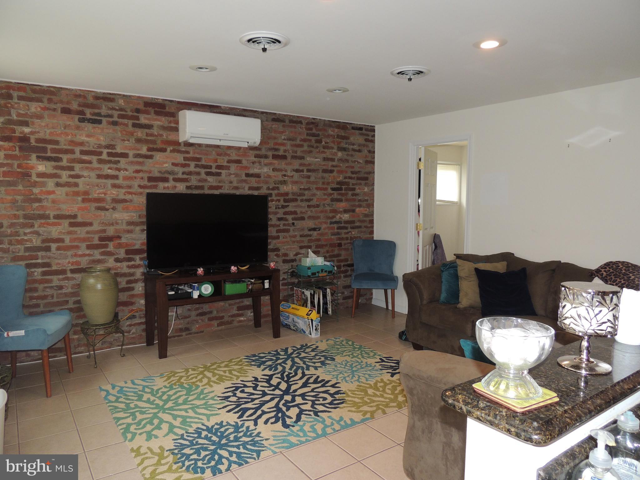 3504 Wild Cherry Road Baltimore, MD 21244 - Photo 8 of 26 Family Room