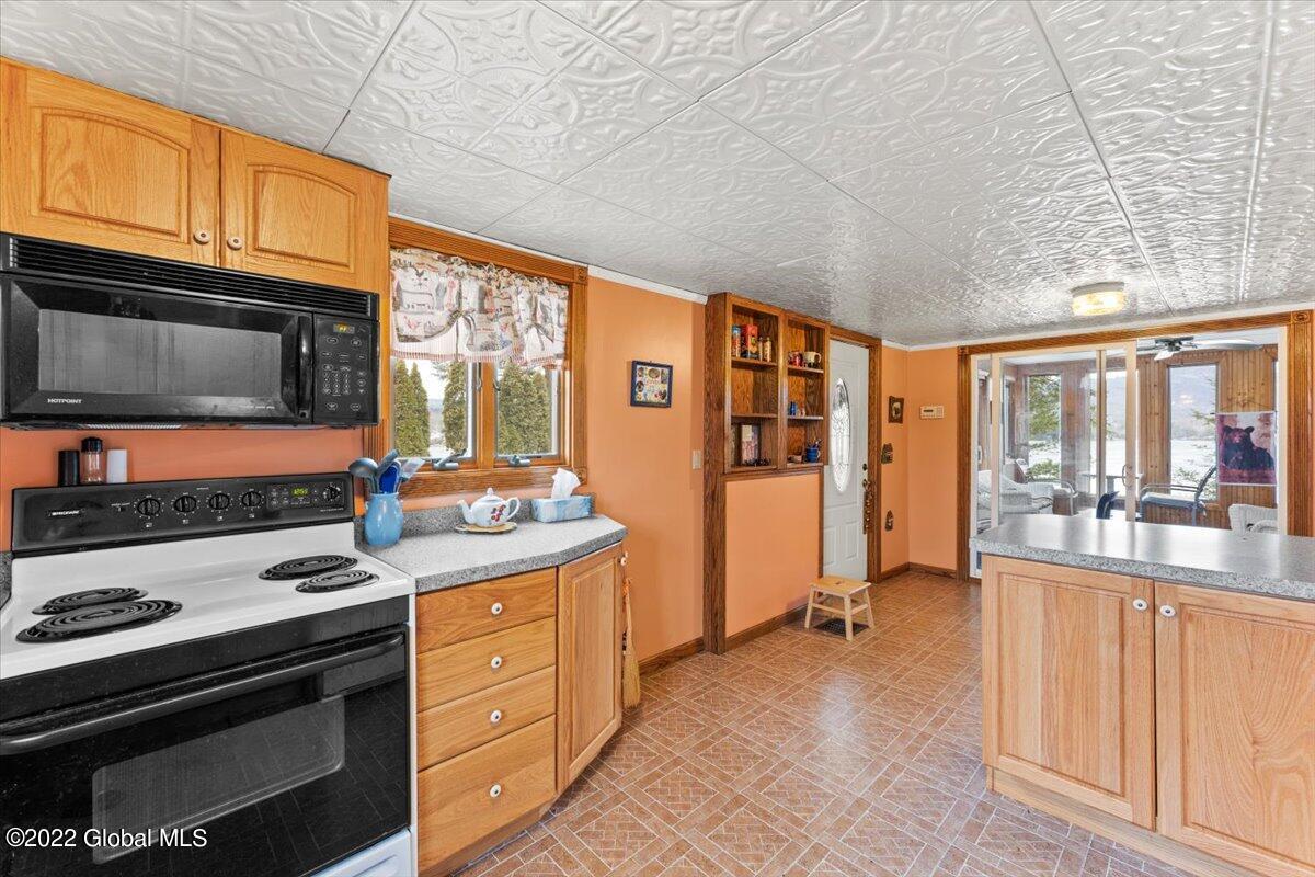 161 Mannis Road Queensbury, NY 12804 - Photo 12 of 34 14-AG100051