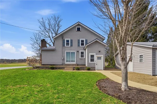 $299,900 | 13694 South Perry Lane, Edinboro, PA 16412