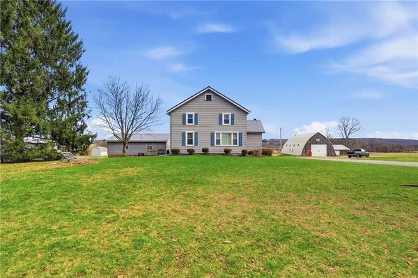 $299,900 | 13694 South Perry Lane, Edinboro, PA 16412