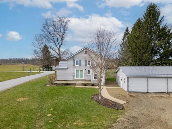 $299,900 | 13694 South Perry Lane, Edinboro, PA 16412