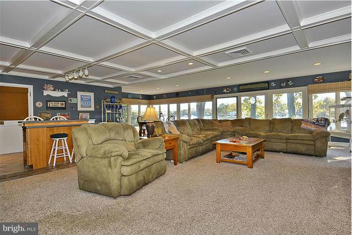 1901 Poplar Ridge Road Pasadena, MD 21122 - Photo 14 of 30 Living Room