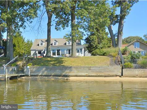 1901 Poplar Ridge Road Pasadena, MD 21122 - Photo 4 of 30 Exterior (General)