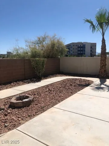 $1,894 | 6677 Pendle Priory Avenue, Henderson, NV 89011