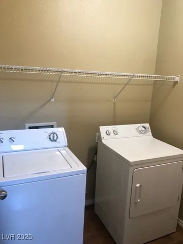 $1,894 | 6677 Pendle Priory Avenue, Henderson, NV 89011