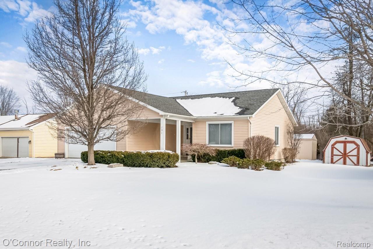 851 Range Road Marysville, MI 48040 - Photo 2 of 24 851 Range-2.jpg