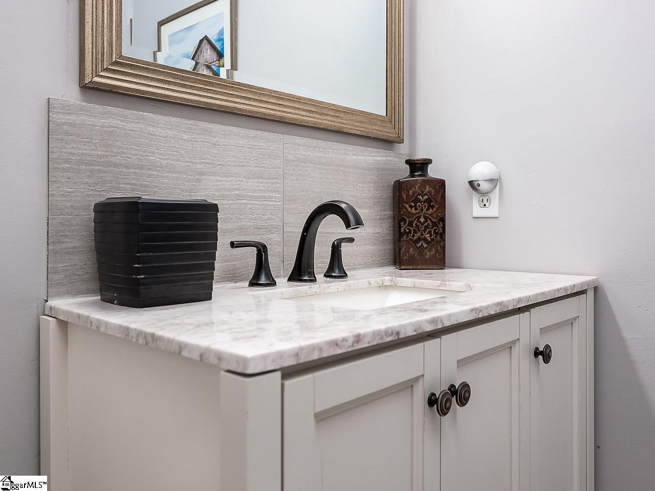 902 Saluda Lake Road Greenville, SC 29611 - Photo 14 of 26 Gallery Image 14