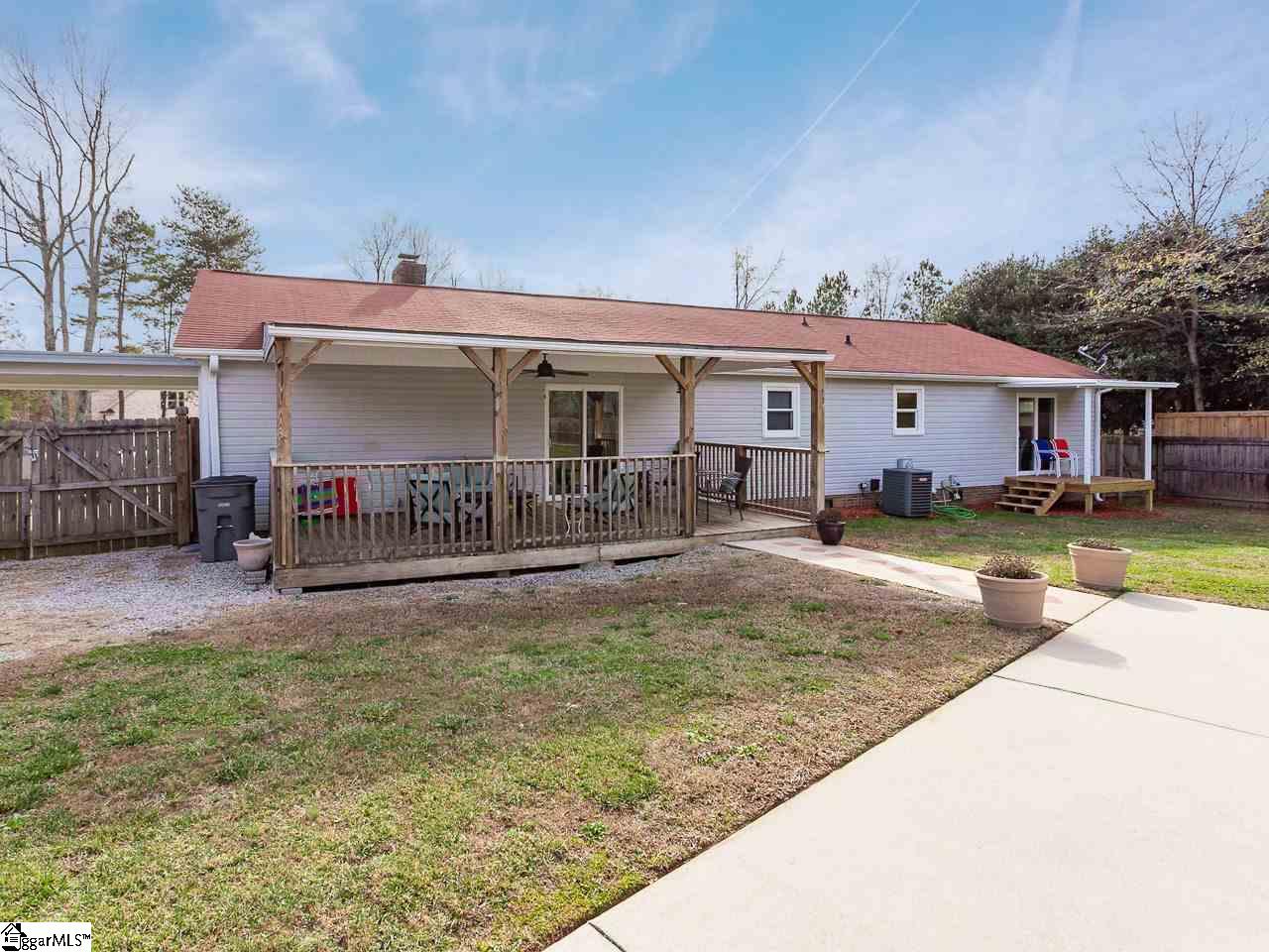 902 Saluda Lake Road Greenville, SC 29611 - Photo 20 of 26 Gallery Image 20