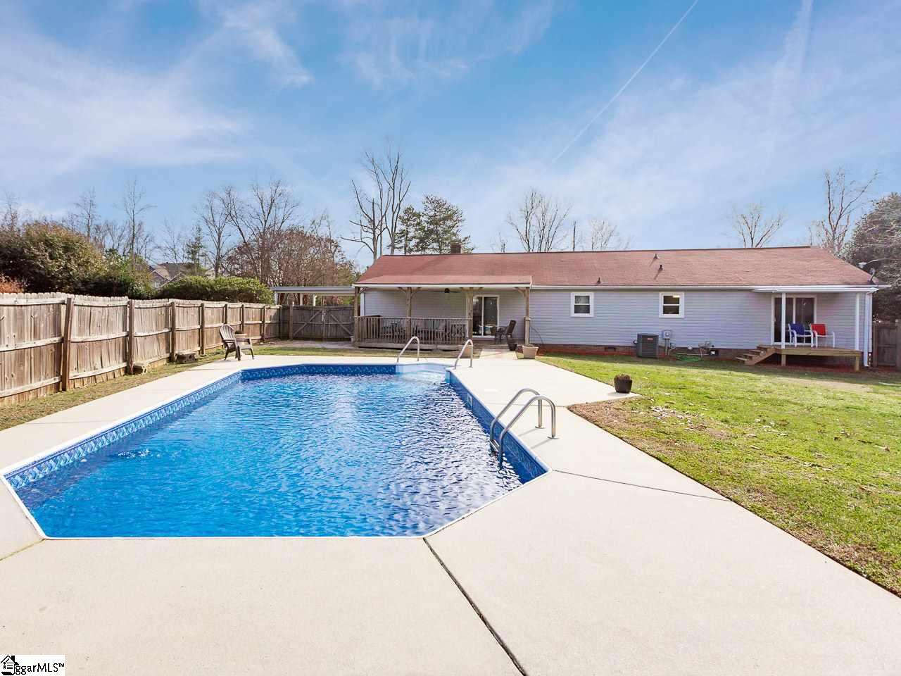 902 Saluda Lake Road Greenville, SC 29611 - Photo 21 of 26 Gallery Image 21