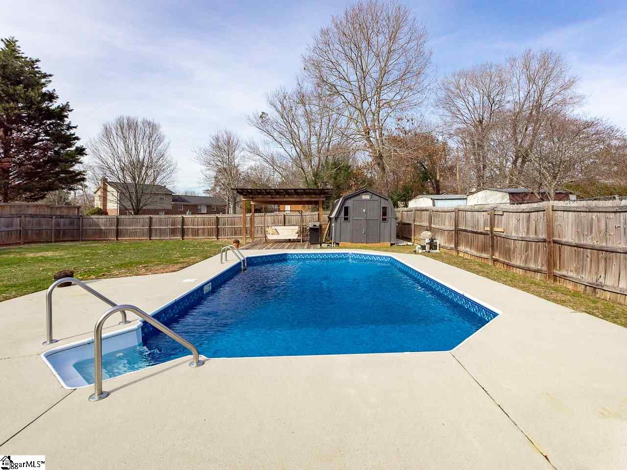 902 Saluda Lake Road Greenville, SC 29611 - Photo 23 of 26 Gallery Image 23