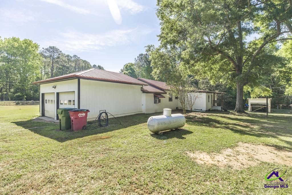 8494 Lower Thomaston Road Lizella, GA 31052 - Photo 29 of 35
