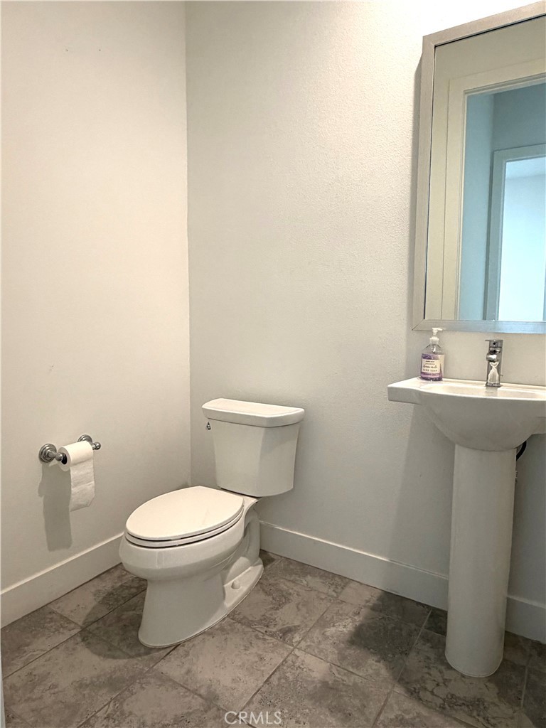 20756 Bluebird Court Porter Ranch, CA 91326 - Photo 16 of 32